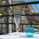 Fortress View Apartment